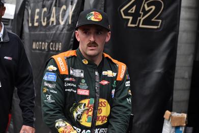 Race_RainDelay_AustinDillon_2-e1688577322828